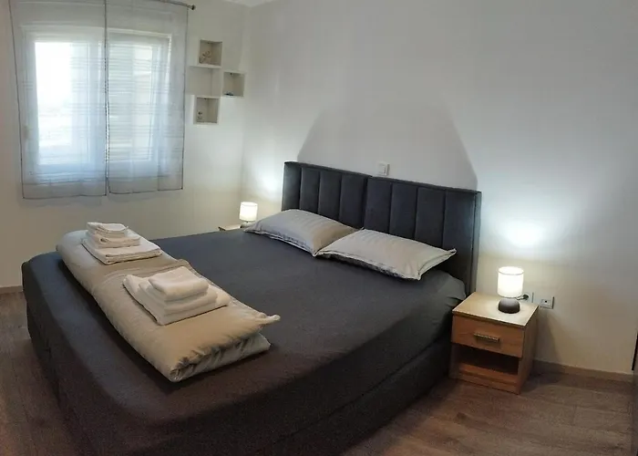 Apartment Luka